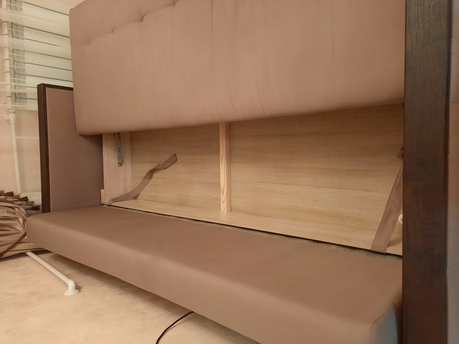 Продаётся диван 920×2270×1100