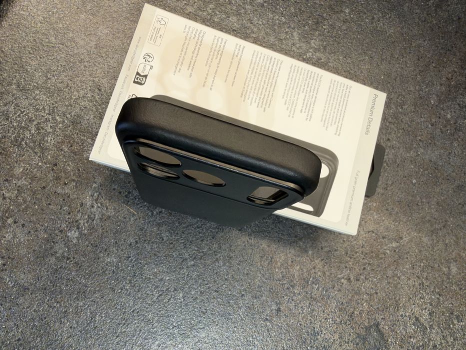 Husa Piele Iphone 17/18 pro
