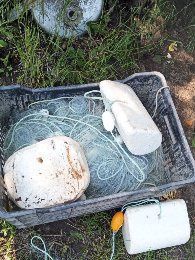 Продавам трал и мрежи за хамсия и кефал.