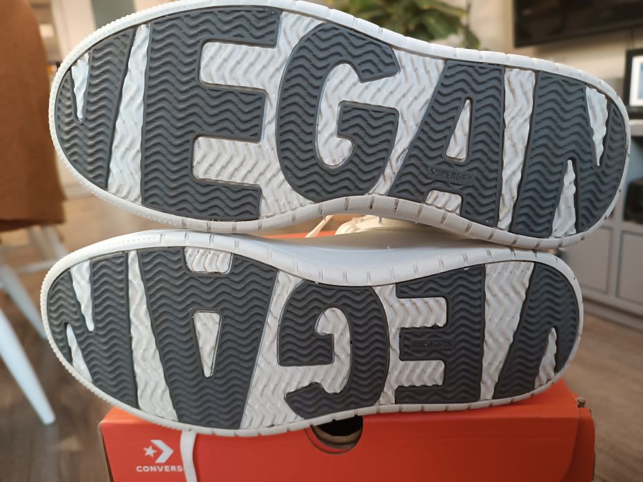 Нови кожени бели кецове SUPERDRY