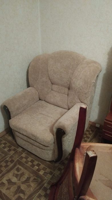 Диван с креслами