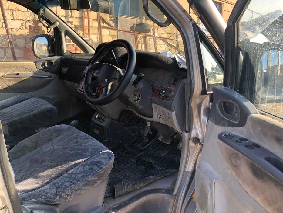 Mitsubishi Delica 1997 г