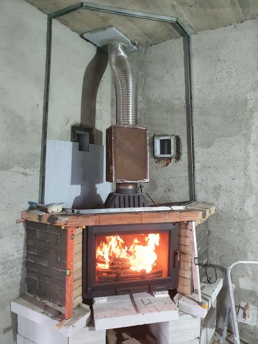 Recuperator de caldura semineu