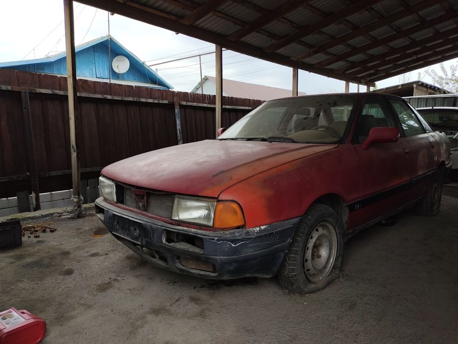 Продам Audi 80 1990г