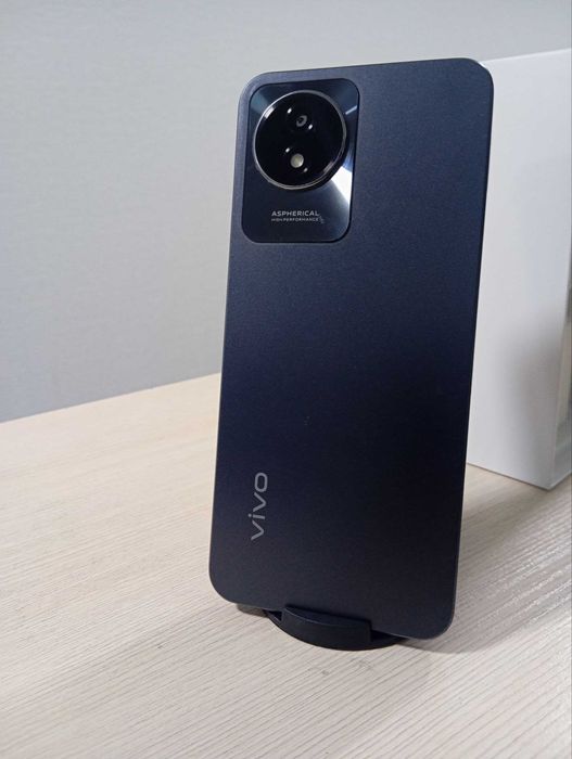 VIVO Y02T  8/64 Ideal