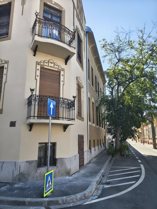 Boxă 12 mp, intabulată separat – str. Gen. Leonard Mociulschi, clădire istorică renovată