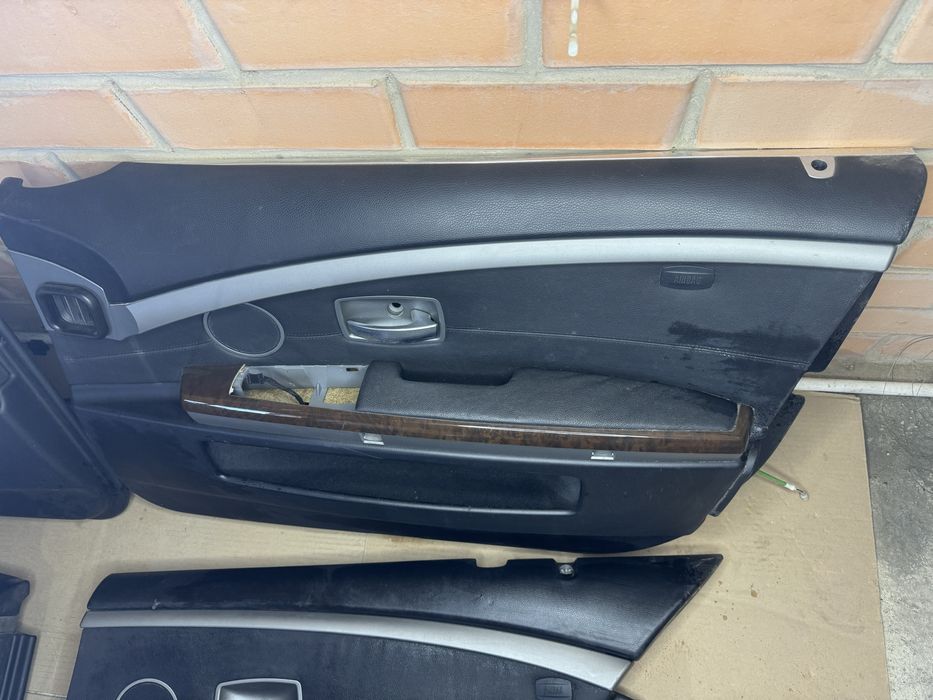 Дверные обшивки на БМВ Е65