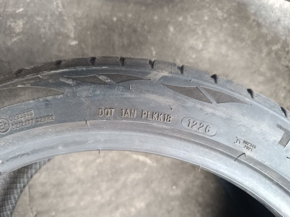 Продам балон 235 45 R18