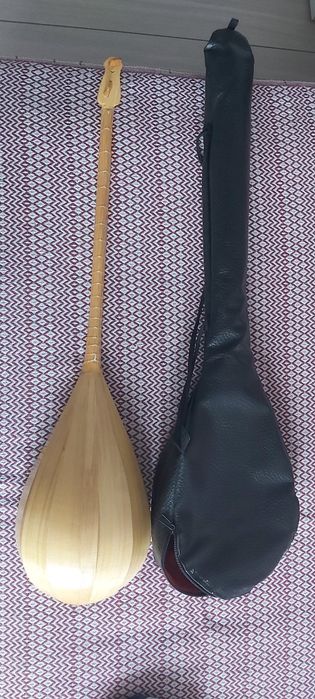 Продам детскую домбру