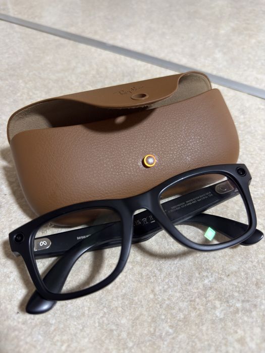 Rayban meta hamilyon