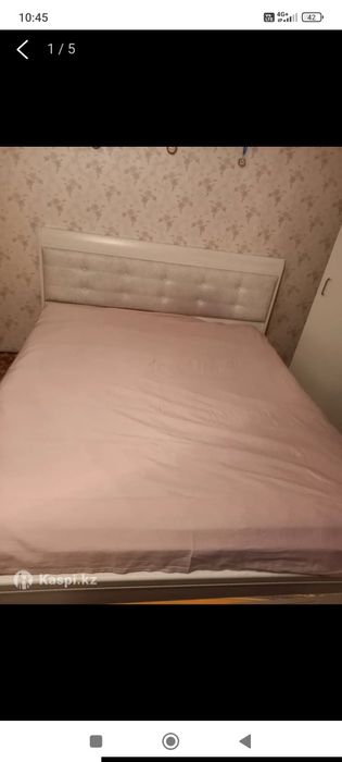 Двухспальная кровать