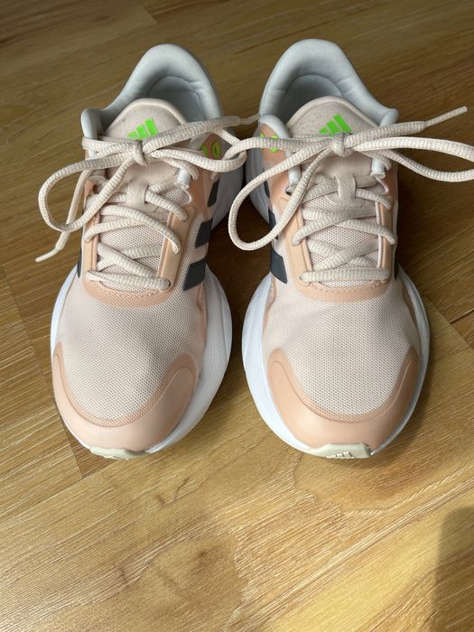 Маратонки Adidas 36