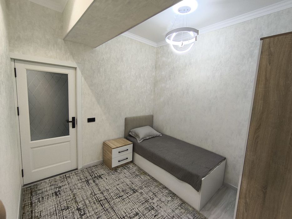 Квартира узок муддатга ижарага берилади