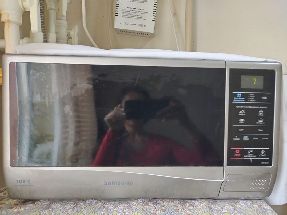 Mikrovolnovka  samsung xolati yaxshi