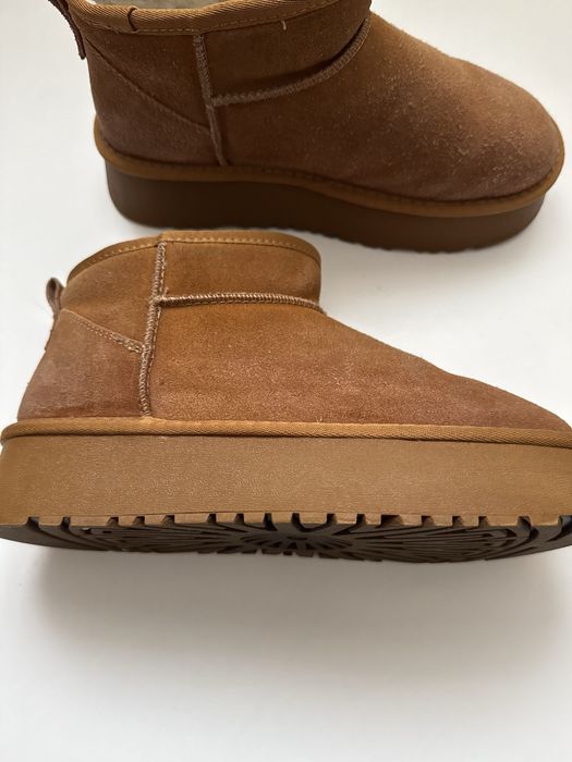 Угги короткие на платформе