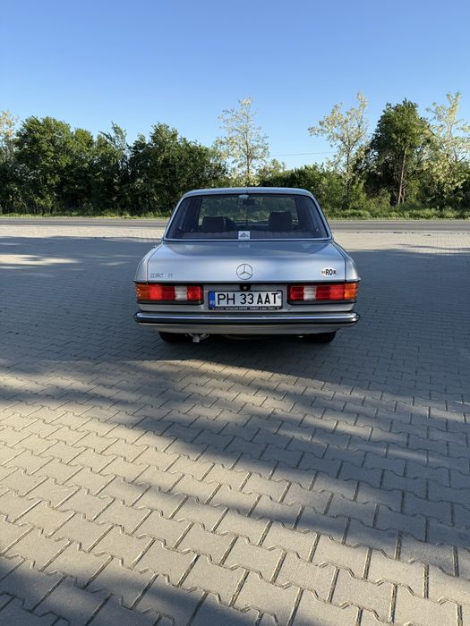 MERCEDES-BENZ E-Class 1981 — imagine 4