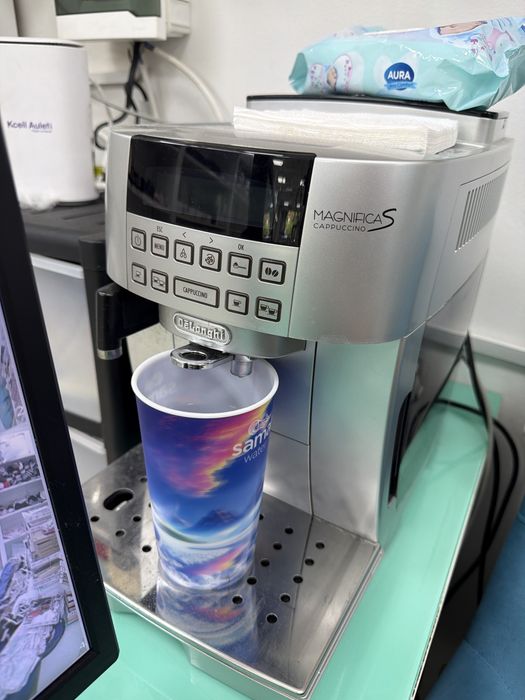 Кофемашина De’Longhi Magnifica S Cappuccino