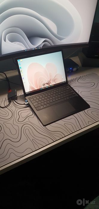 Microsoft surface laptop 4