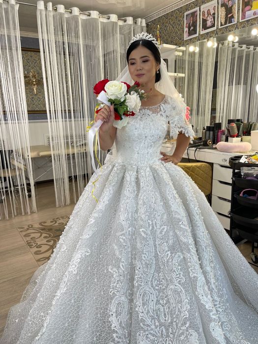 Платья свадебные