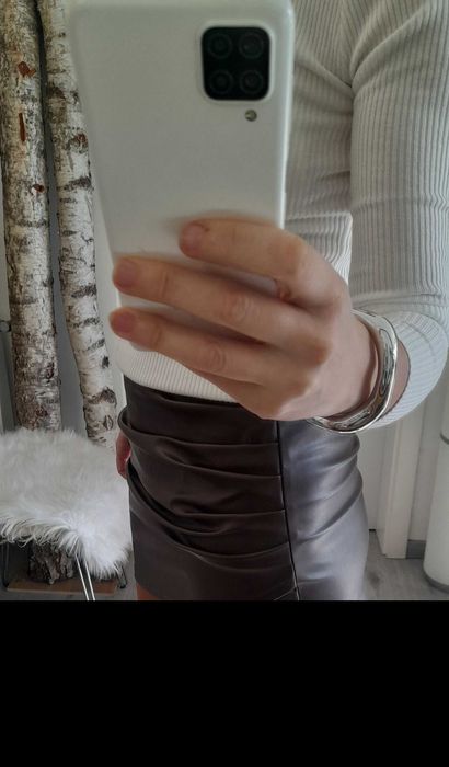 Fusta mini maro ciocolata / imitatie piele (M) - NOU (cu eticheta)