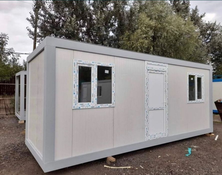 Executam containare standarde