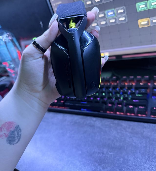 Беспроводные наушники