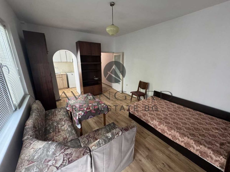 Продава се Едностаен апартамент в Пловдив, Тракия - 36 кв.м за 2000 €/кв.м - Снимка #1
