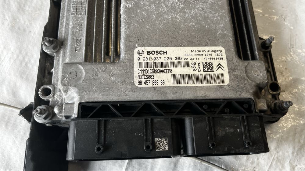 Peugeot/Citroen компютър