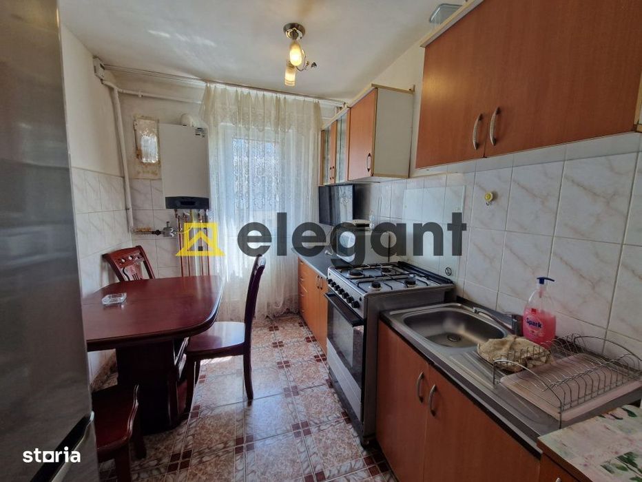 Apartament 3 camere, AC, centrala, Craiovita-Bigul Vechi