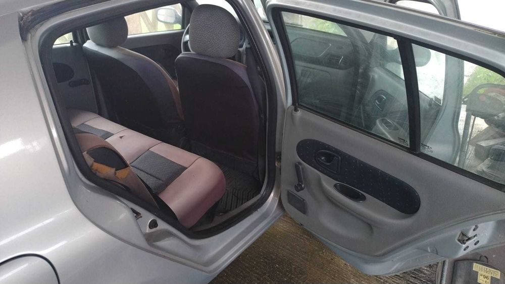 vand Renault pentru programul rabla