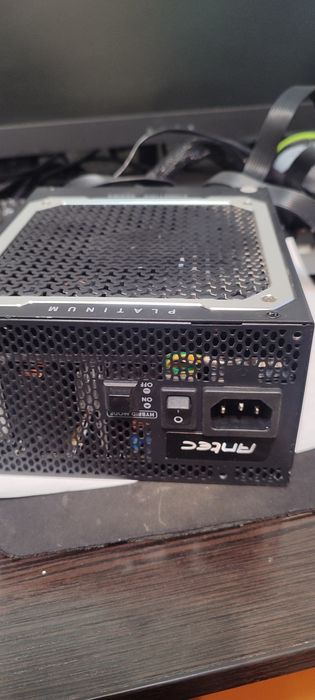 Блок питания Antec signature