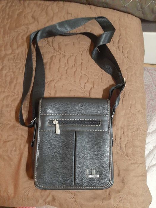 Мъжки чанти с дълга и къса дръжка