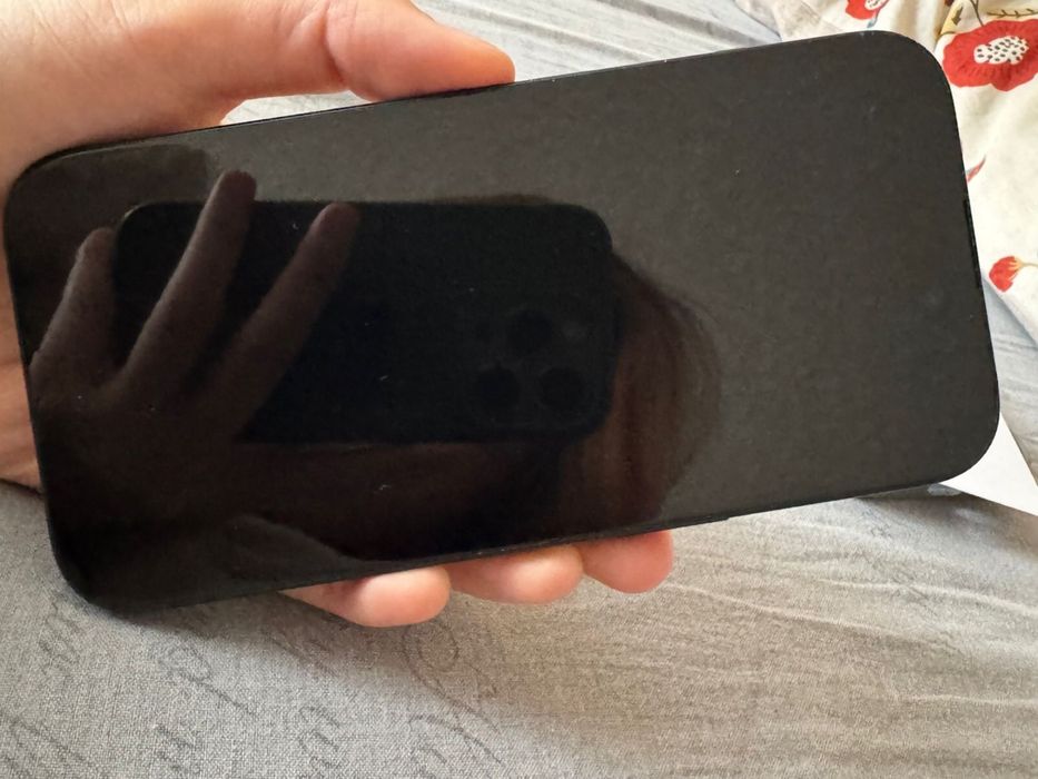 Iphone 15 128gb в черном цвете