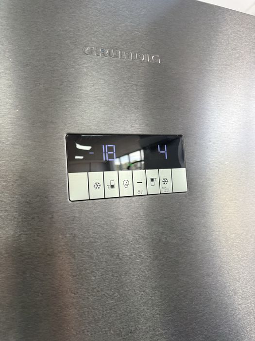 Хладилник и фризер GRUNDIG No frost A++
