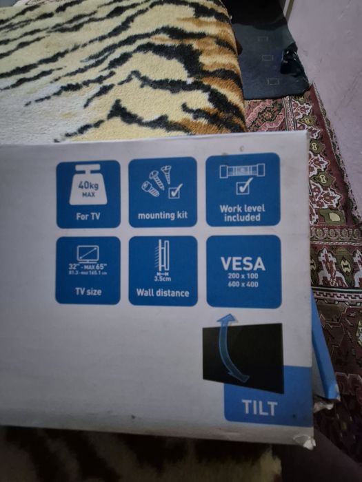 Vând suport  de televizor