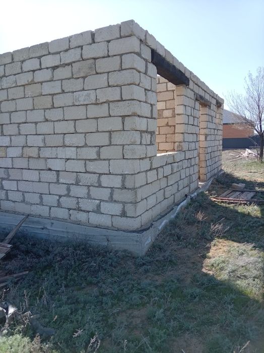 Продаю участок с времянкой