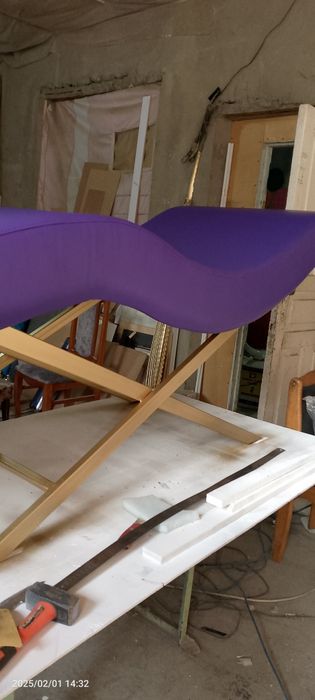 Кушетка анатамическая