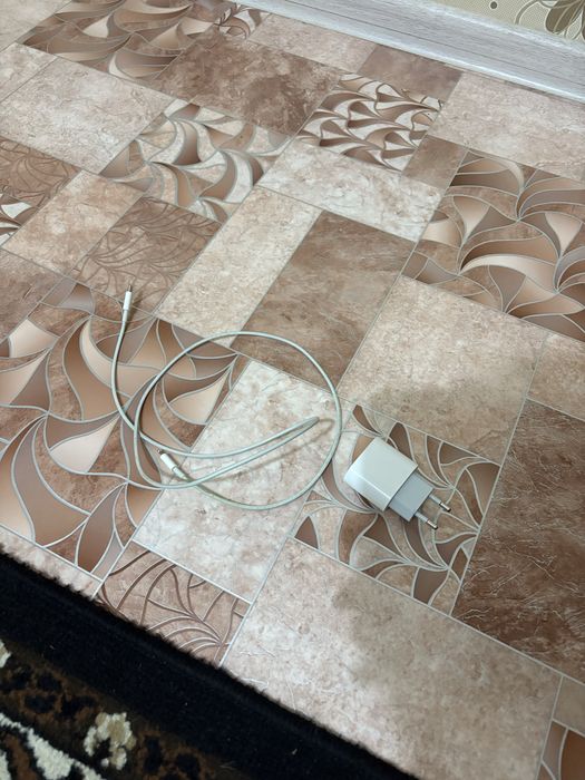 Продам адаптер и шнур от айфона лайтнинг