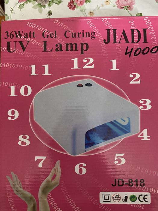 ПРОДАМ лампу для маникюра