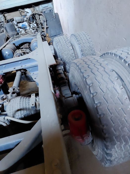 Kamaz tigach sotiladi