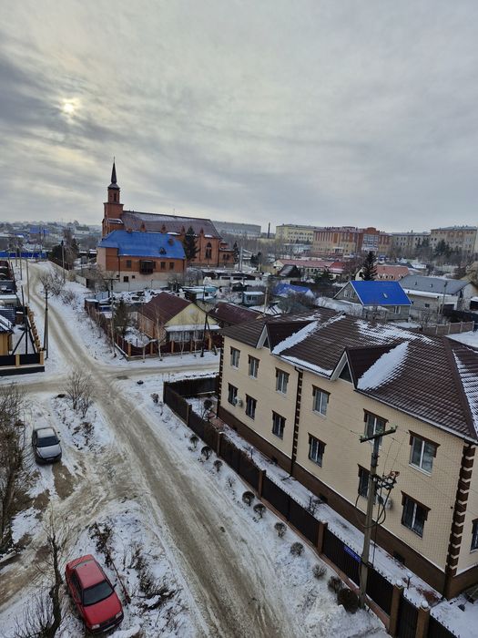 Продам 2 -комн квартиру