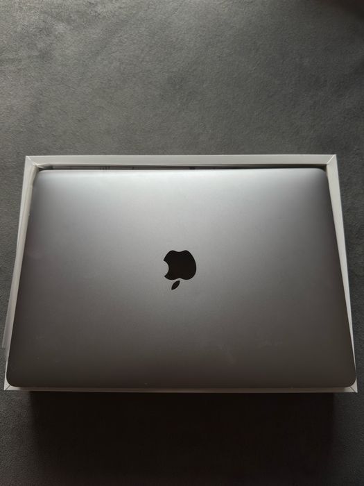 MacBook Pro 13-inch