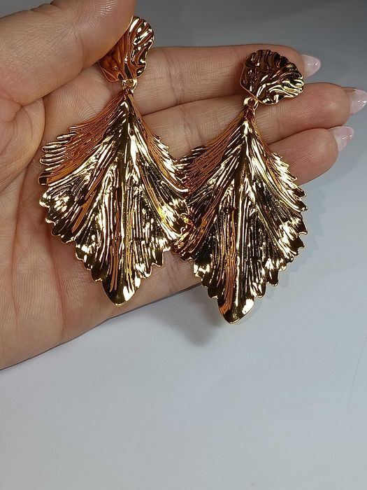 Cercei eleganti de ocazie, inox placat auriu, 7.5 cm, forma de frunza
