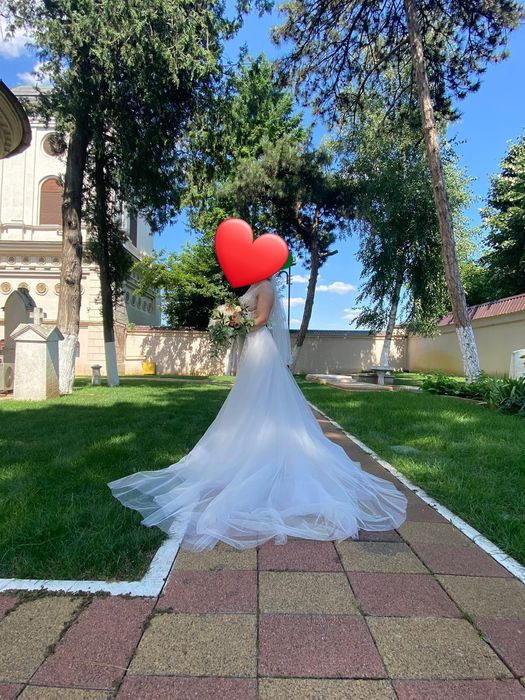 Rochie de mireasa tip sirena + trena