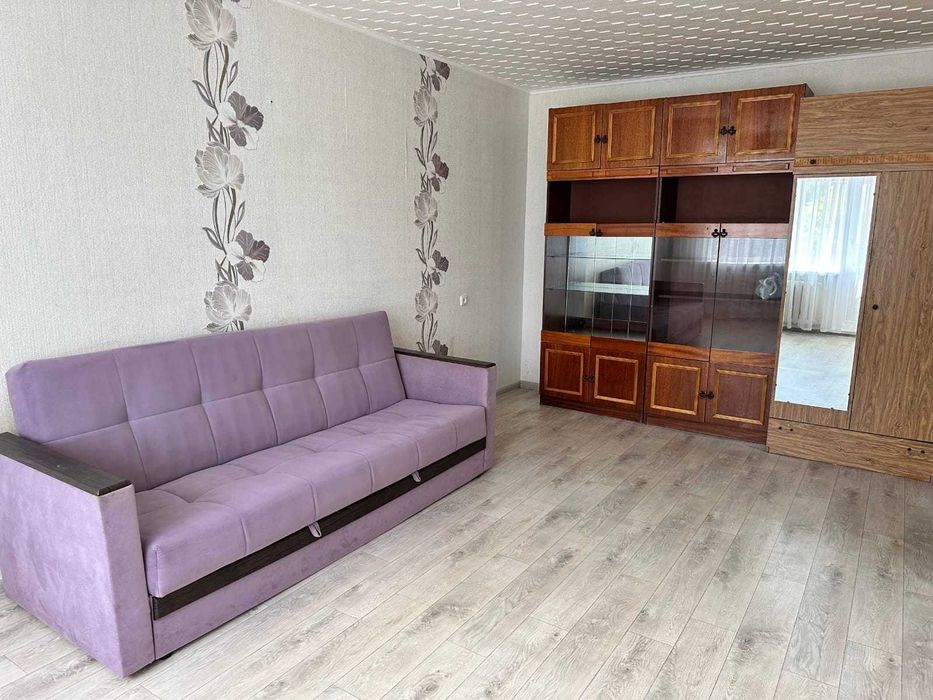 Продам 1 ком .ленинградку