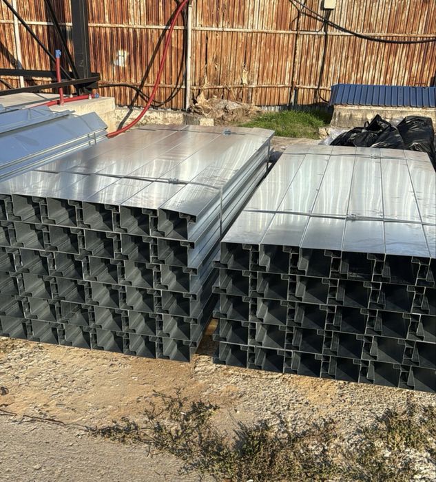 Profile metalice zincate containere  4x2,4 m / 4x3 m / 3x2,4 m
