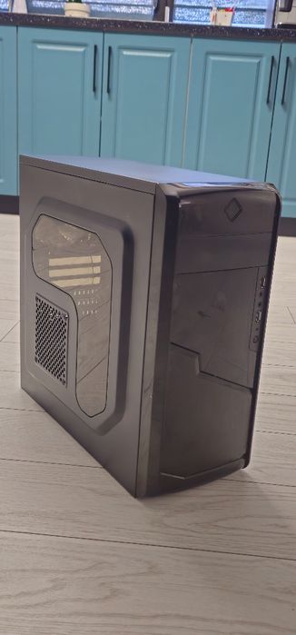 Vând PC + placă video (nefuncțională)