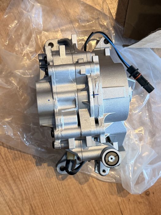 Pompa Ulei Land Rover 2.0 DTD , DTA , Velar , Evoque  , Discovery