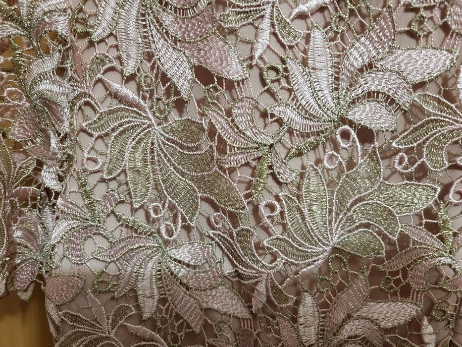 Rochie ocazie de zi, unicat, făcută la comanda, stare foarte bună.