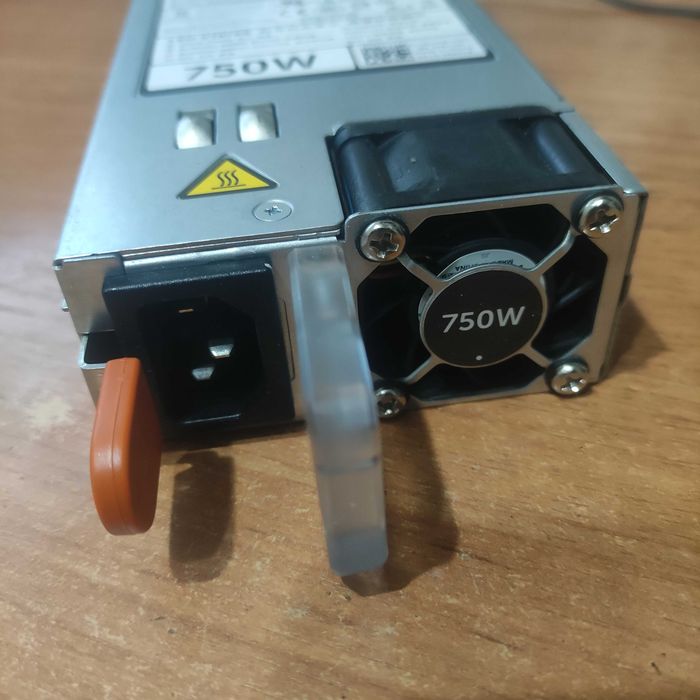 Cерверный блок питания DELL 750W